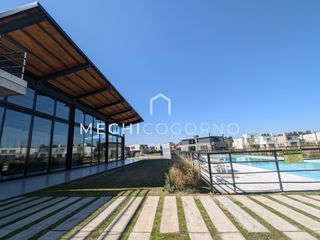 Foto 2 de Casa en venta de 4 dormitorios en Carpinchos, Nordelta