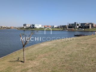 Foto 16 de Casa en venta de 4 dormitorios en Carpinchos, Nordelta