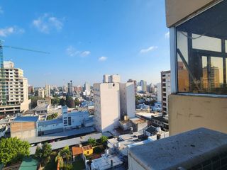 Foto 1 de Departamento a metros de zona civica