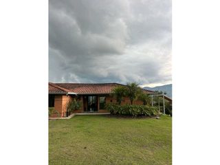 Foto 2 de CASA FINCA EN RENTA EL RETIRO ANTIOQUIA, SECTOR FIZEBAD