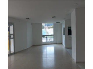 LOCAL EN VENTA, CENTRO EMPRESARIAL COLINA