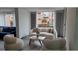 Foto 2 de Apartamento remodelado para arriendo en Santa Bárbara