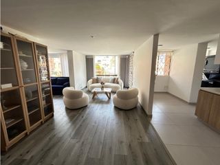 Foto 4 de Apartamento remodelado para arriendo en Santa Bárbara