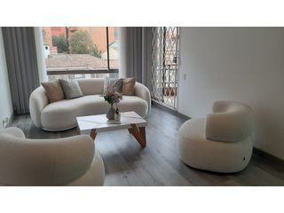 Foto 1 de Apartamento remodelado para arriendo en Santa Bárbara