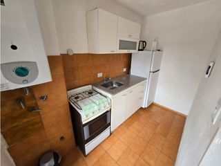Foto 2 de VENTA - DPTO AMOBLADO - 1 DORM - Bº ALBERDI