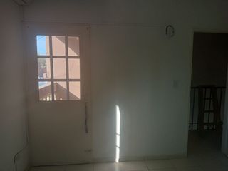 Foto 14 de ALQUILER CASA DUPLEX EN GUAYMALLEN - SEMIPRIVADO