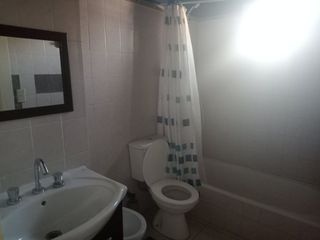 Foto 11 de ALQUILER CASA DUPLEX EN GUAYMALLEN - SEMIPRIVADO