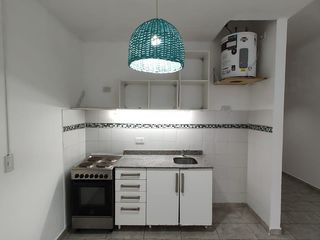 Foto 6 de Monoambiente en Alquiler con Balcón y Parrilla
