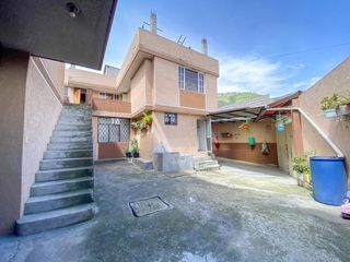 Foto 10 de SE VENDE CASA COMERCIAL- NUEVOS HORIZONTES -642 M2  U$S 190.000