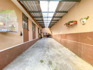 Foto 15 de SE VENDE CASA COMERCIAL- NUEVOS HORIZONTES -642 M2  U$S 190.000