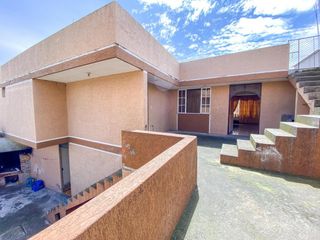 Foto 12 de SE VENDE CASA COMERCIAL- NUEVOS HORIZONTES -642 M2  U$S 190.000