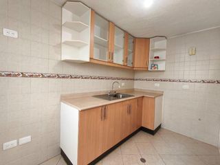 Foto 16 de CASA EN VENTA EN CONJUNTO  97 m2 SECTOR NORTE DE QUITO