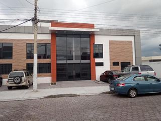 Foto 8 de Casa Comercial Av. Ilaló, con dos frentes