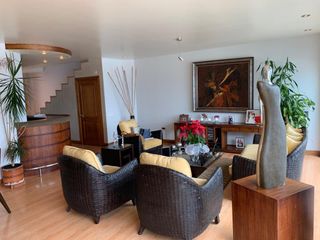 Foto 5 de VENTA CASA 310,73m2 BALCONES TERRAZA PATIO EN MIRAVALLE