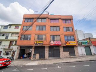 Foto 3 de EDIFICIO EN VENTA AL  SUR DE QUITO 662m2 CON LOCALES COMERCIALES