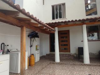 Foto 19 de VENTA DE CASA EN CASHAPAMBA SANGOLQUI 3 PISOS, 4 DORM, 157.000 USD
