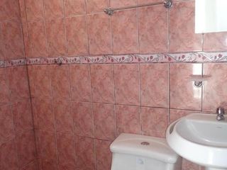 Foto 11 de GUAMANI CASA DE VENTA PORTAL DE ALCALA 3 HAB 176m CONJ. CON PISCINA