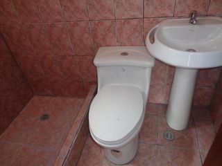 Foto 10 de GUAMANI CASA DE VENTA PORTAL DE ALCALA 3 HAB 176m CONJ. CON PISCINA