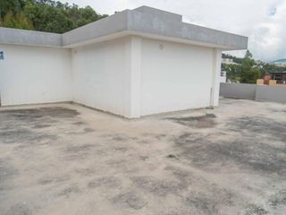 Foto 23 de SUITE EN VENTA URBANIZACIÓN EL CONDADO 78 M²