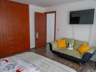 Foto 6 de SUITE EN VENTA URBANIZACIÓN EL CONDADO 78 M²