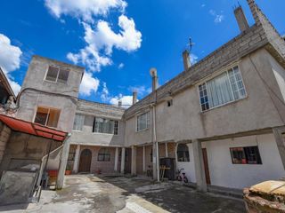 Foto 3 de CASA CIUDADELA GATAZO SUR  353m2 4 PARQUEADEROS
