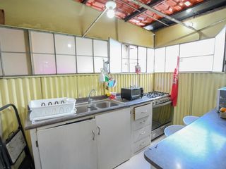 Foto 11 de ¡Oportunidad Única en el Centro Norte! Casa con Potencial de Inversión