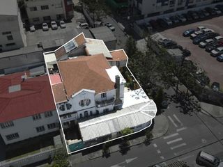 Foto 3 de ¡Oportunidad Única en el Centro Norte! Casa con Potencial de Inversión