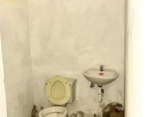 Foto 5 de SE VENDE CASA RENTERA 331 M2 - SECTOR AYMESA  U$S 85.000