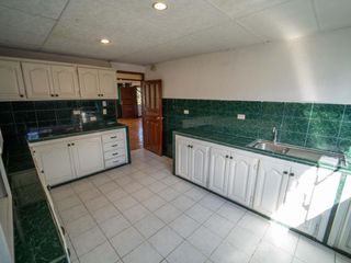 Foto 42 de LA MAGDALENA VENTA DE CASA RENTERA 5 PISOS 565M 3 GARAJES
