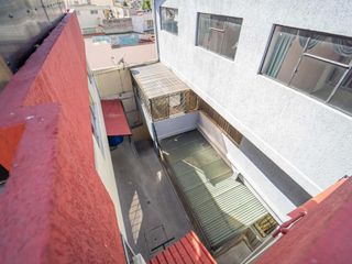 Foto 8 de LA MAGDALENA VENTA DE CASA RENTERA 5 PISOS 565M 3 GARAJES