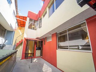 Foto 5 de LA MAGDALENA VENTA DE CASA RENTERA 5 PISOS 565M 3 GARAJES