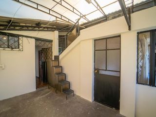 Foto 38 de LA MAGDALENA VENTA DE CASA RENTERA 5 PISOS 565M 3 GARAJES