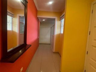 Foto 10 de Casa en Alborada X en Venta - Propiedad Amplia