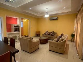 Foto 5 de Casa en Alborada X en Venta - Propiedad Amplia