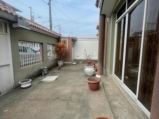 Foto 2 de Casa en Alborada X en Venta - Propiedad Amplia