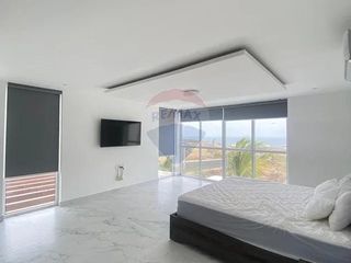 Foto 7 de En Venta casa en Urbanizacion exclusiva de Manta