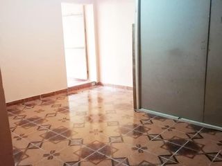 Foto 4 de Quitumbe Venta Casa Independiente 5 Departamentos  626m2