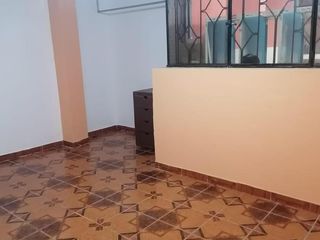 Foto 3 de Quitumbe Venta Casa Independiente 5 Departamentos  626m2