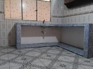 Foto 5 de Quitumbe Venta Casa Independiente 5 Departamentos  626m2