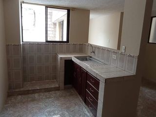 Foto 8 de SANTA BARBARA CHILLOGALLO CASA EN VENTA 319 m2 3 DEPARTAMENTOS