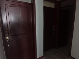 Foto 19 de SANTA BARBARA CHILLOGALLO CASA EN VENTA 319 m2 3 DEPARTAMENTOS