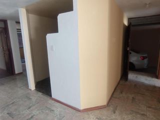 Foto 14 de SANTA BARBARA CHILLOGALLO CASA EN VENTA 319 m2 3 DEPARTAMENTOS