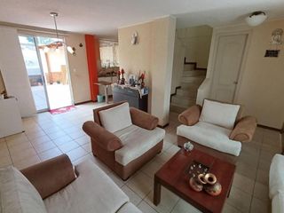 Foto 4 de CASA DE VENTA CLUB LOS PINOS ALBORNOZ-SANGOLQUI.