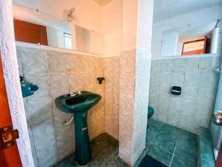Foto 12 de SE VENDE CASA EN QUITUMBE - 160 M2  U$S 62.500