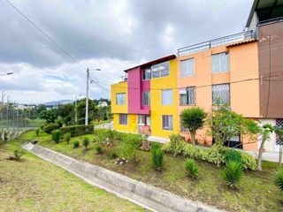 Foto 1 de SE VENDE CASA EN QUITUMBE - 160 M2  U$S 62.500