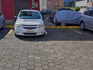 Foto 25 de SE VENDE CASA EN QUITUMBE - 160 M2  U$S 62.500