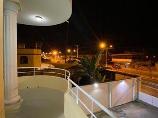 Foto 6 de SE VENDE HERMOSA CASA EN CHONE, AV. ELOY ALFARO