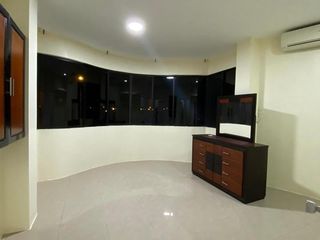 Foto 7 de SE VENDE HERMOSA CASA EN CHONE, AV. ELOY ALFARO