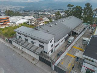 Foto 2 de SE RENTA GALPÓN INDUSTRIAL EN LA CRISTIANÍA CARCELEN INDUSTRIAL $5.000