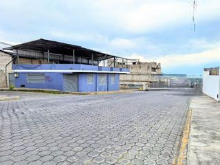 Foto 1 de GUAMANI SUR DE QUITO SECTOR COLISEO DE  PAQUISHA RENTA APLIO GALPONES CON LOCAL